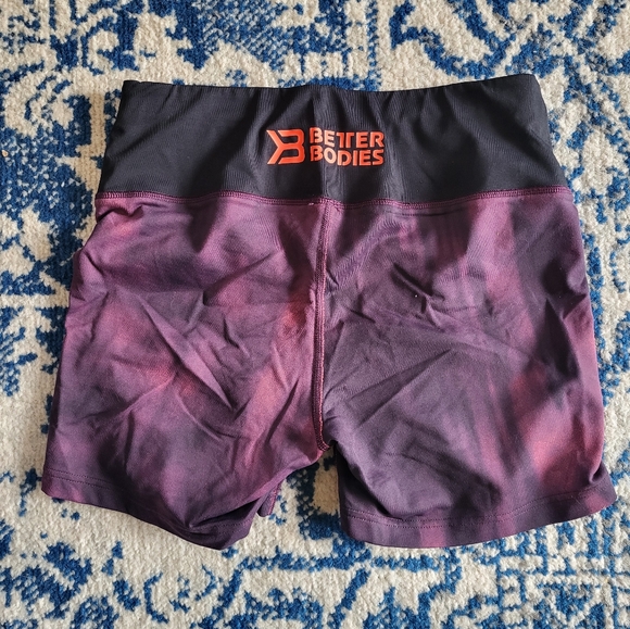 Better Bodies women's gym shorts size small - Picture 1 of 3
